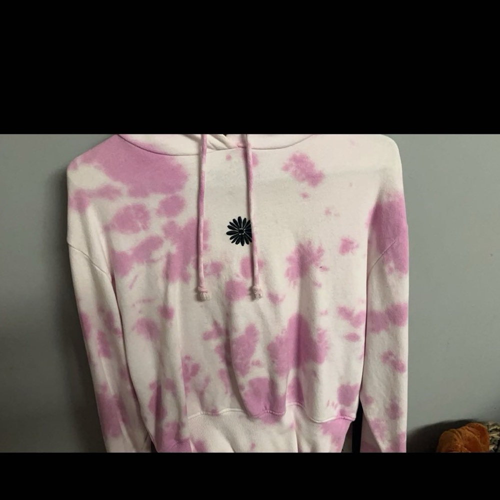 flower Forever21 cropped hoodie